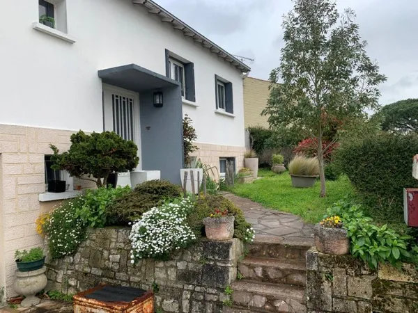 Centre ville de Lagord, Jardin, Garage