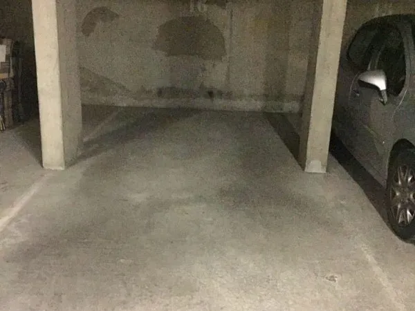 Loue PARKING à 5mn Gare PART DIEU dans résidence sécurisée