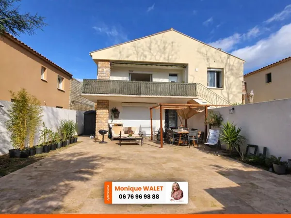 Appartement en rdc rénové avec grand extérieur - Esprit maison