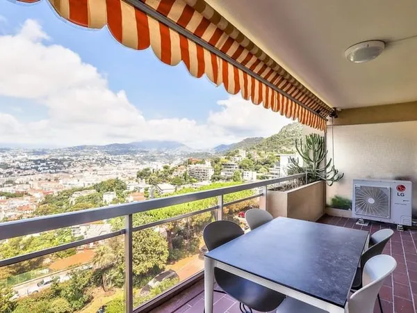Mont Boron vente appartement 4 pièces terrasse vue mer