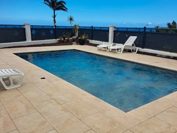 Location f3 avec piscine