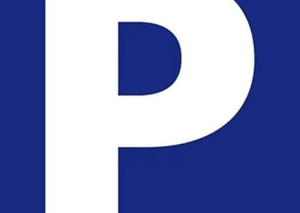 Evry-Courcouronnes - lot de 8 parkings intérieurs en silo