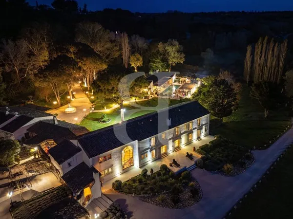 Domaine d'exception - Élégance, Prestige et Art de vivre r