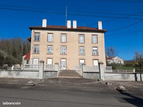 Maison 23 pièces 80 m²