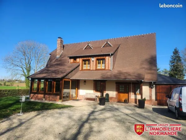 Maison 6 pièces 240 m²