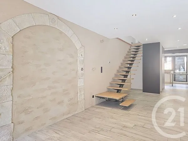 Maison 3 pièces 101 m²