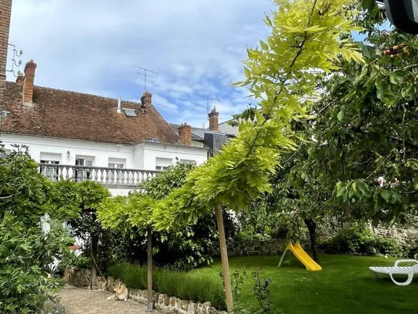 Maison 11 pièces 312 m²