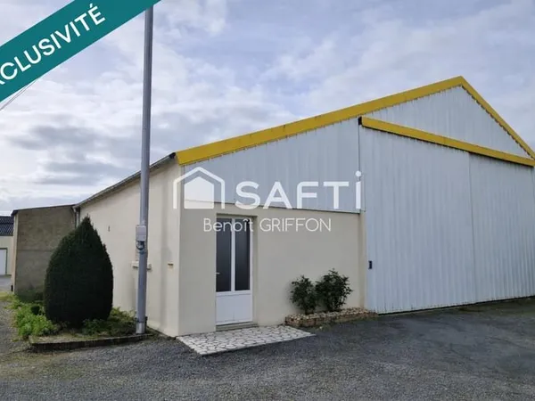 Ensemble pro 860 m²  fort potentiel