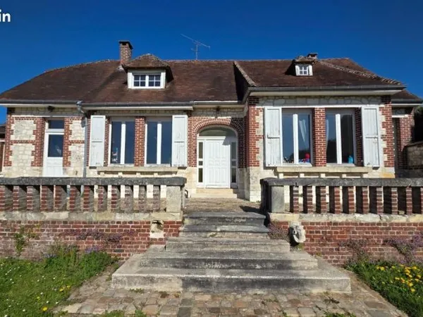 Maison 10 pièces 210 m²