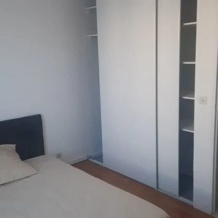 Chambre meublé en Co-Location