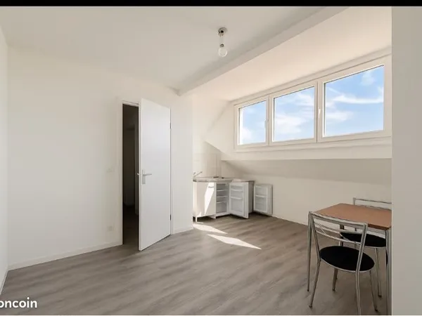 Studio à louer - Sochaux (proche Peugeot)