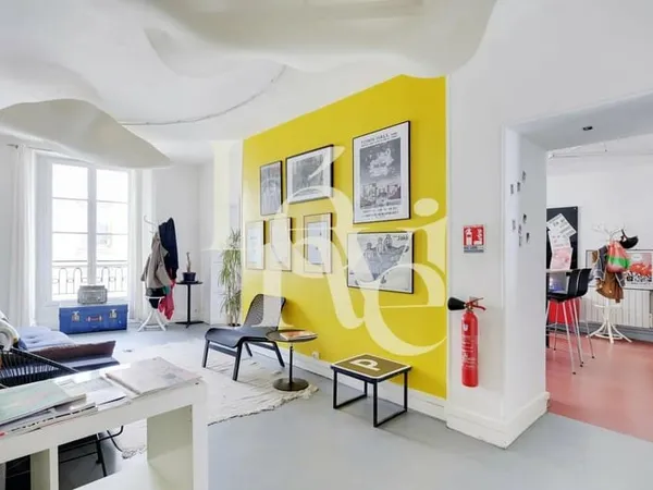 Bureau - 254m2 / Republique