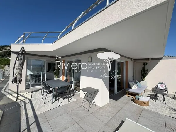 Appartement dernier étage à vendre à Cavalaire-Sur-Mer