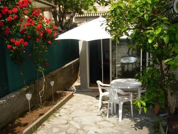 Studio 1 pièce 22 m²