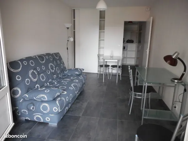 Studio meublé 21m2 proche fac