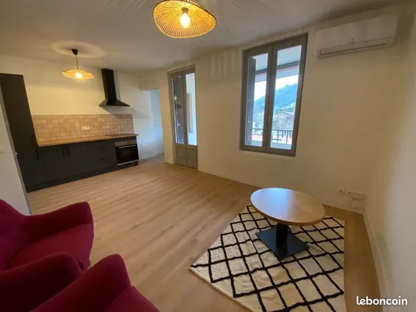 Appartement T3 traversant