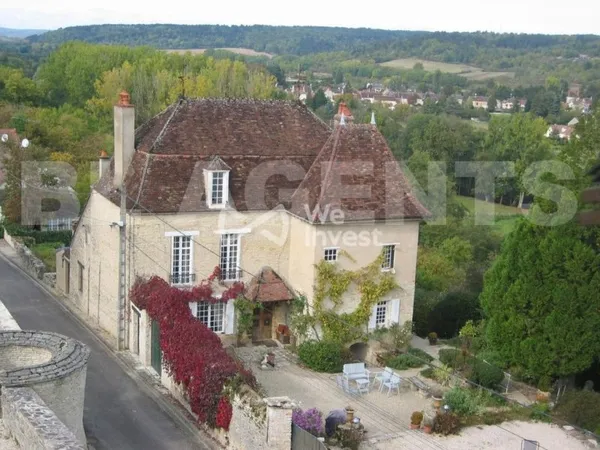 Château 7 pièces 220 m²