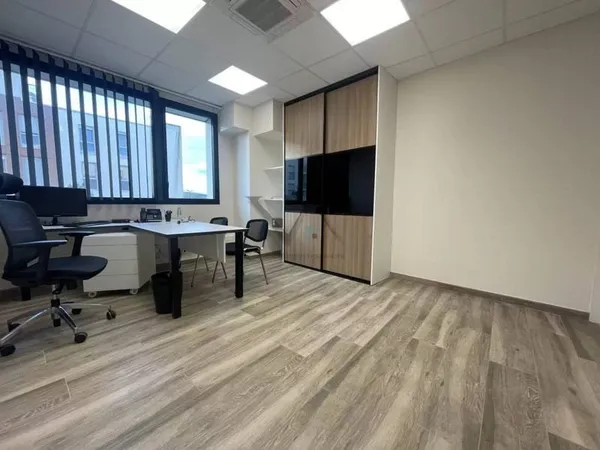Bureaux 95 m²