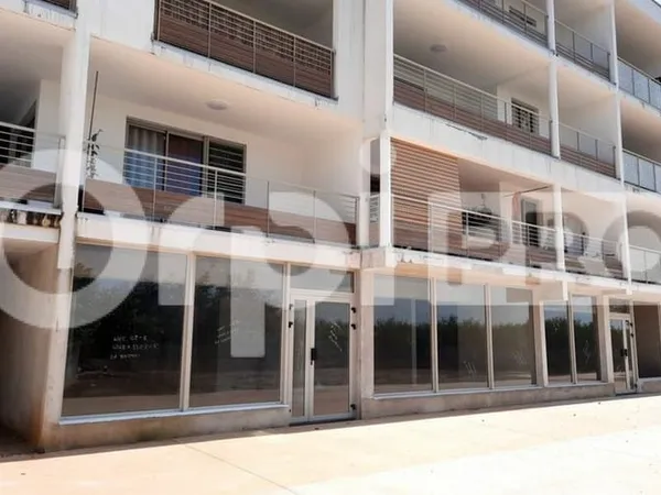 Local commercial 89 m²