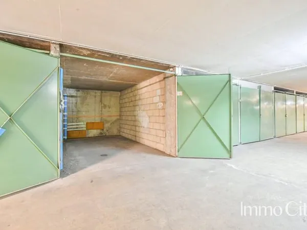 Parking 11 m²