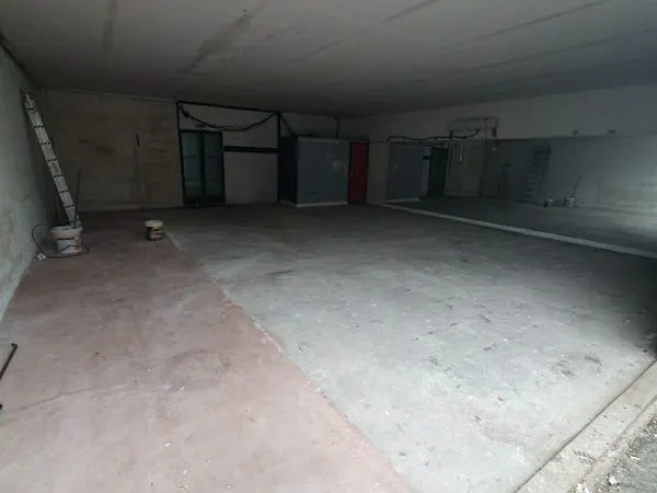 Local boxe 100m2