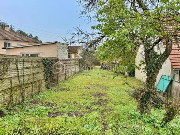 Terrain de 419 m² à Moret-Loing-et-Orvanne (77250)