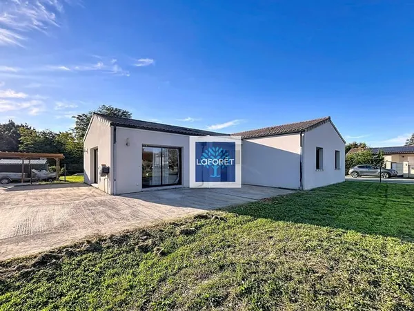 Maison sous décennale proche Saint Yzan de Soudiac
