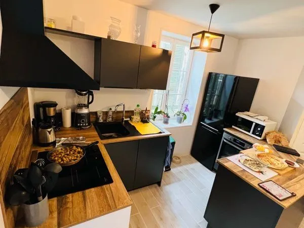 Magnifique appartement rénové de 65m2 avec 2 chambres