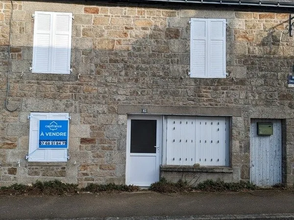 GUEMENE SUR SCORFF MAISON EN PIERRE SOUS ARDOISES DE 80M² DEPENDANCE EN PIERRE DE 100M² PARCELLE DE 