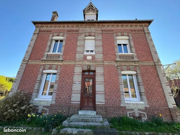 Maison 8 pièces 163 m²