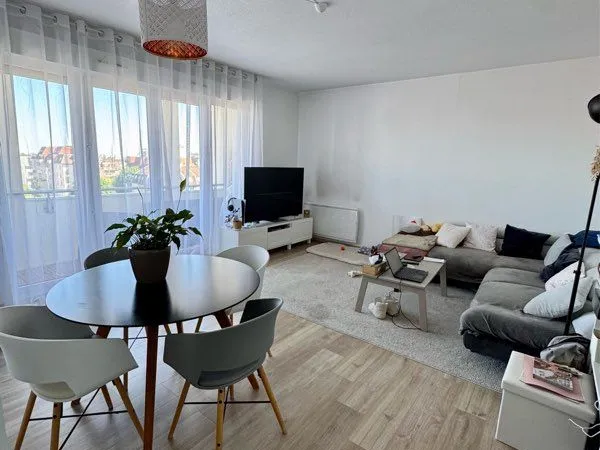 Appartement F2 • balcon • parking en sous sol