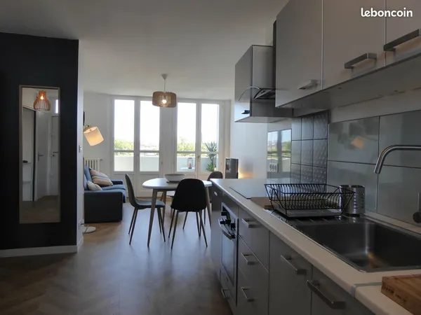 Magnifique appartement meublé, rénové recemment