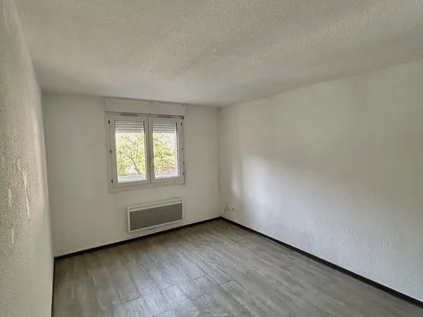 Studio 1 pièce 19 m²