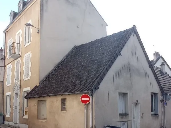 VENTE IMMEUBLE DE RAPPORT DEFISCALISATION CENTRE VILLE MONTLUCON