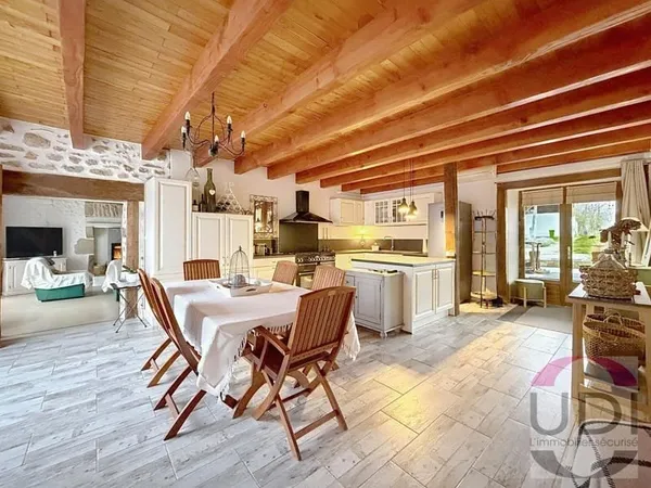 Maison coup de coeur à Vendre à Toulx Sainte Croix