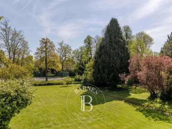 Terrain constructible 1322 m²