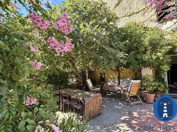 Maison 6 pièces 230 m²