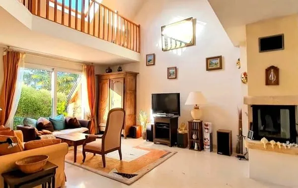 Maison 6 pièces 155 m²