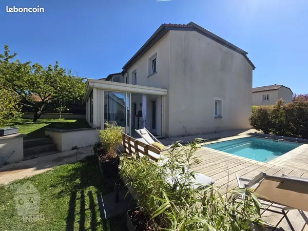 Maison 6 pièces 139 m²