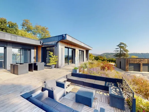 Maison 5 pièces 147 m²