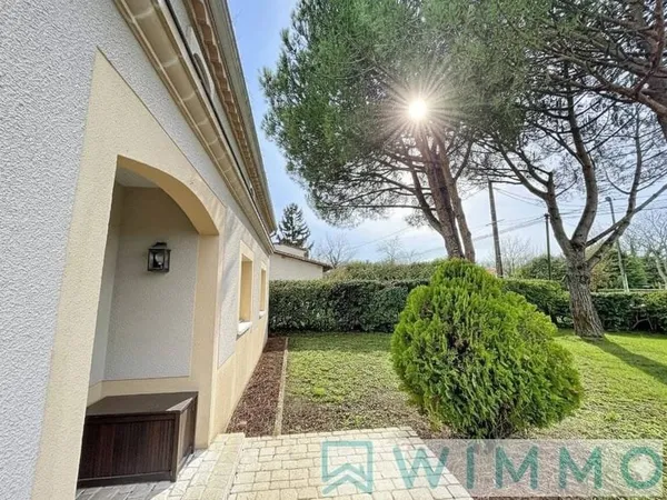 Maison de plain-pied 5 pièces 110 m²