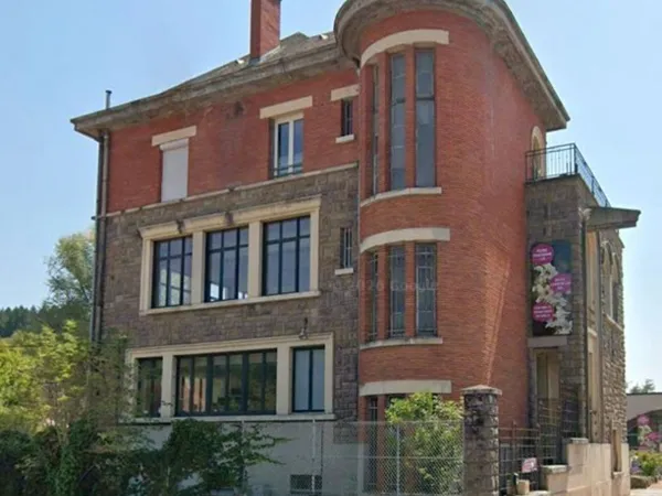 Local commercial 102 m² - Axe très passant - Forte visibilité