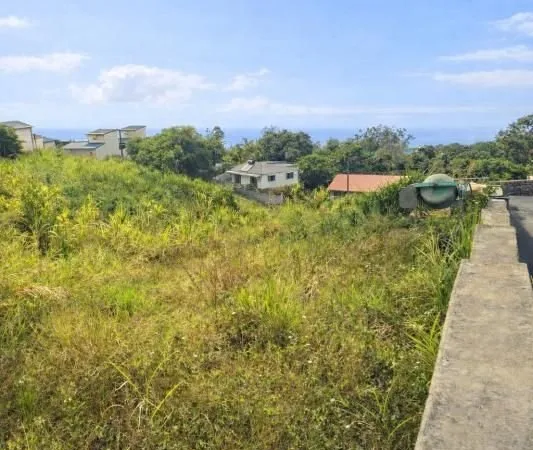 Terrain 326 m² Saint Joseph