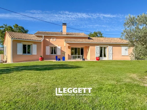 Maison 5 pièce(s), TRÉLISSAC