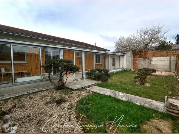 MAISON DE PLAIN-PIED A CHOLET