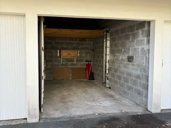 Parking / garage à vendre