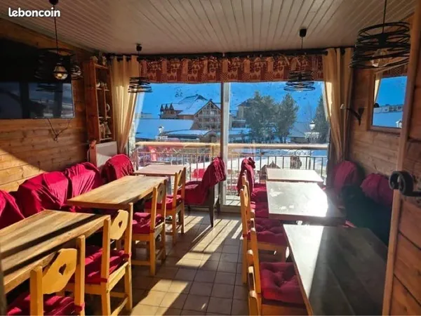Bar restaurant station ski