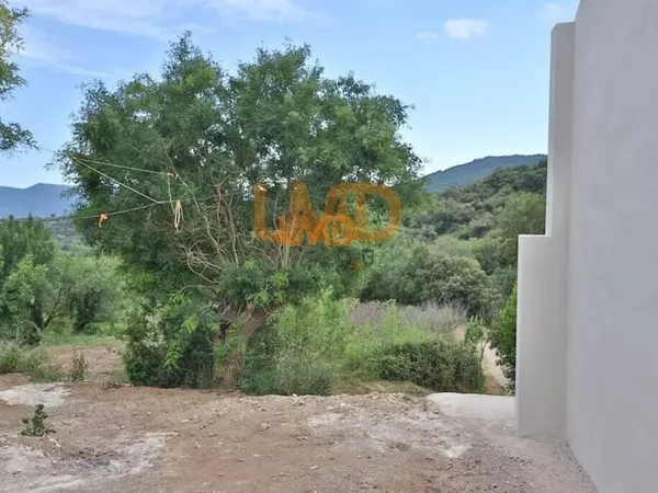 Terrain Constructible - 260m2 - VUE Degagee