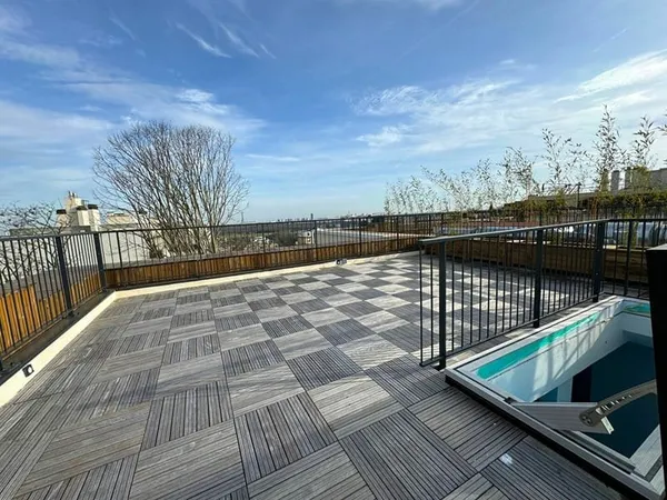 Appartement Saint Cloud 5 pièces 128 m2 + 102m² de terrasses + 2 parking + cellier !!!