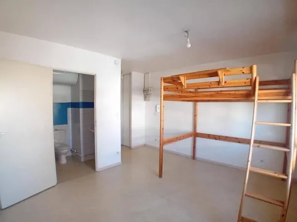Studio 1 pièce 20 m²